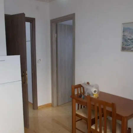 Square 's House 2