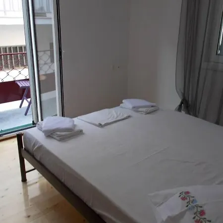 Square 's House 2 *
